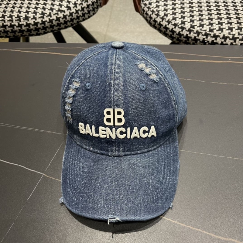 BALENCIAGA